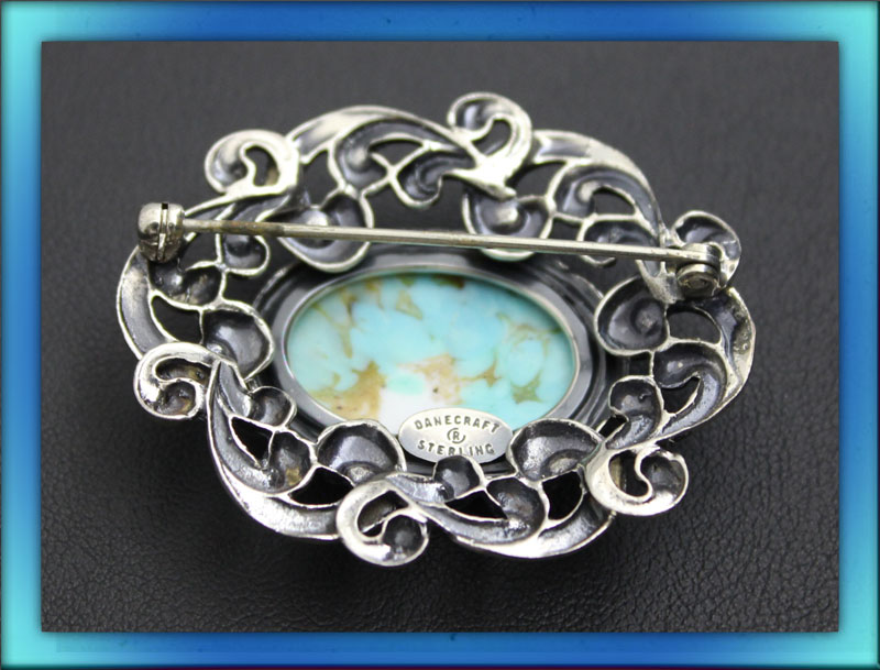 Danecraft-sterling-pendant-with-turquoise-cabochon