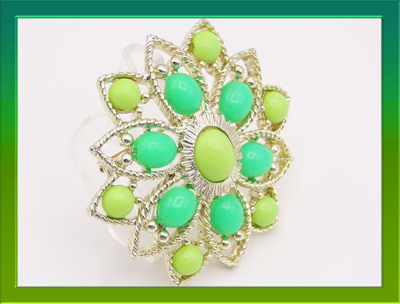Emmons-two-tone-green-cab-floral-brooch