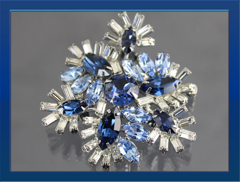 Hobe-two-tone-blue-&-clear-floral-snow-flake-brooch